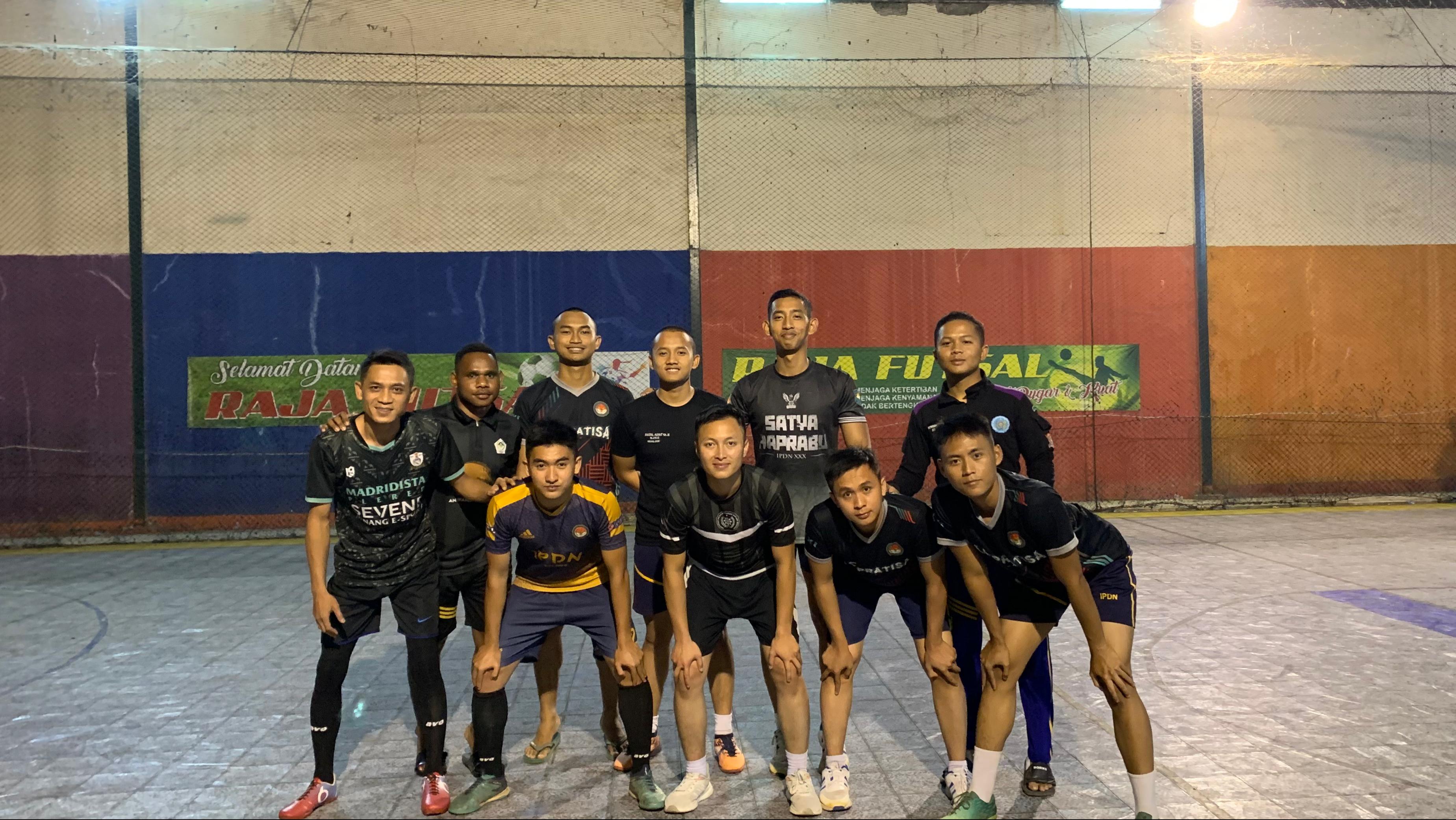 Praja IPDN dan Pemuda Desa Sindangsari Mengadakan Eksibisi Futsal Untuk Menyalurkan Hobi